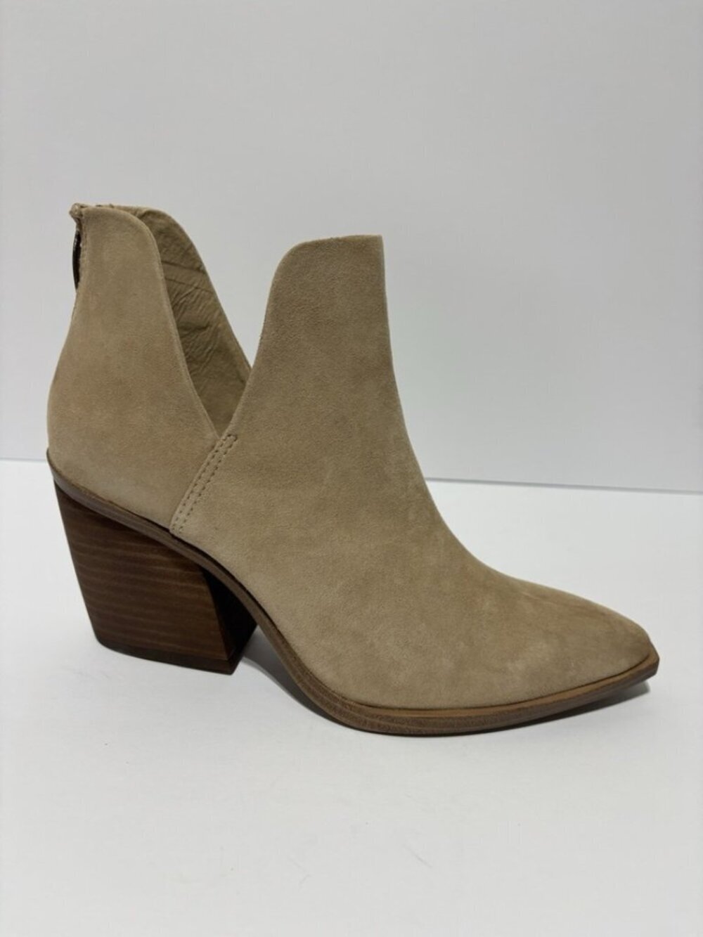 Steve Madden Women’s Alyse Tan Suede Ankle Bootie, Size 10 M